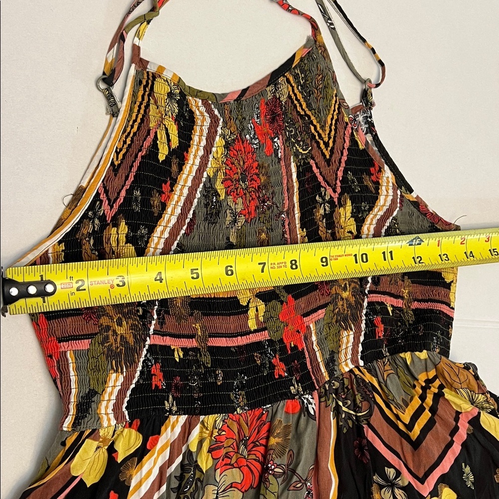 ABEL THE LABEL SMOCKED HALTER TIERED FLORAL MAXI DRESS SIZE LARGE - Picture 12 of 16